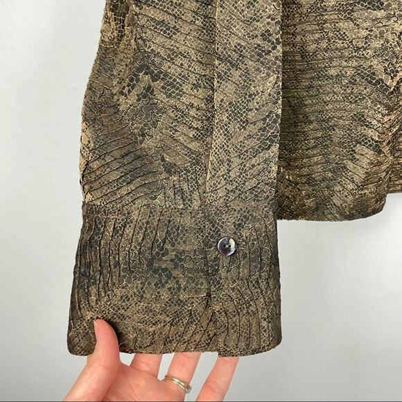 Chico’s | Sz 3 Black Gold Textured Reptile Print Long Sleeve Button Down Blouse - Picture 5 of 11